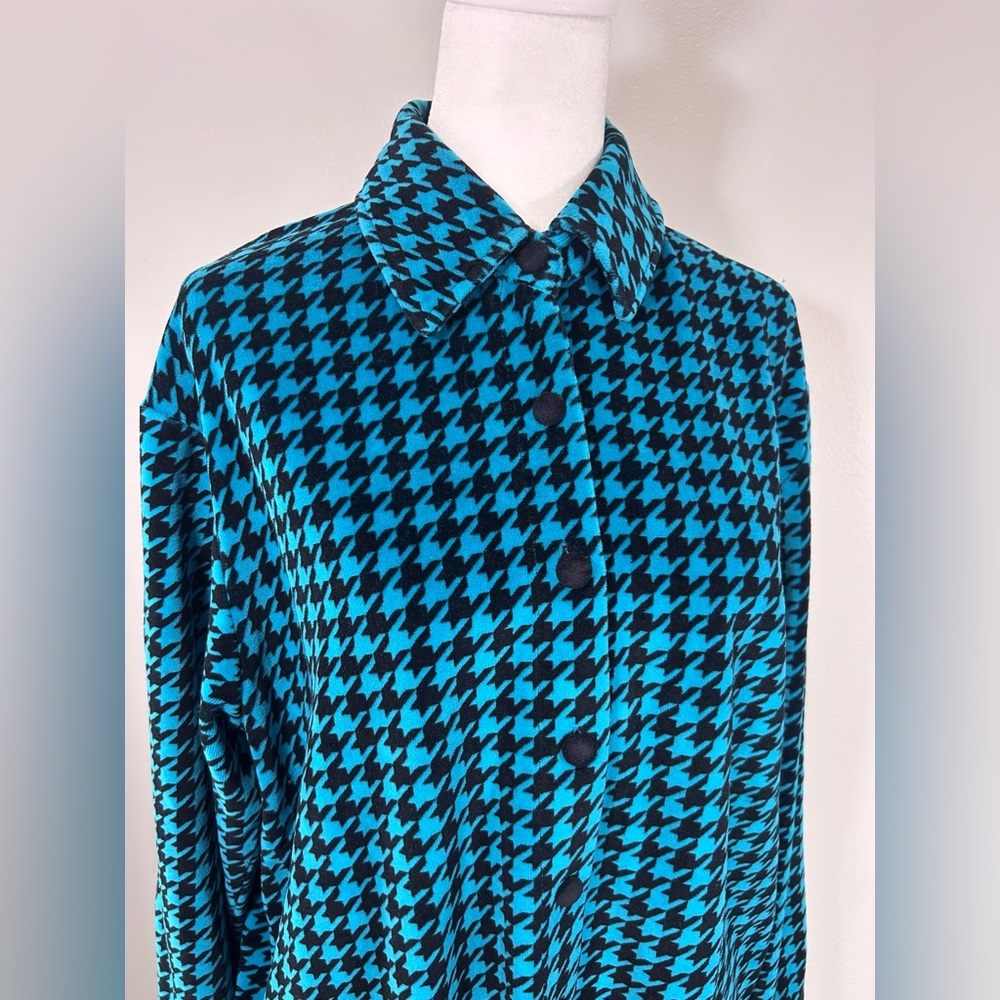 Vintage women’s velvet Shirt Button up Erika turquoise Blue Houndstooth layering